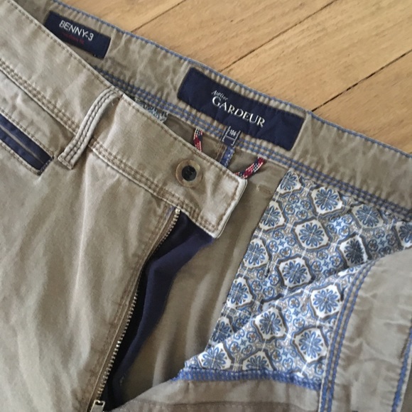 Men’s Trousers - Picture 2 of 4